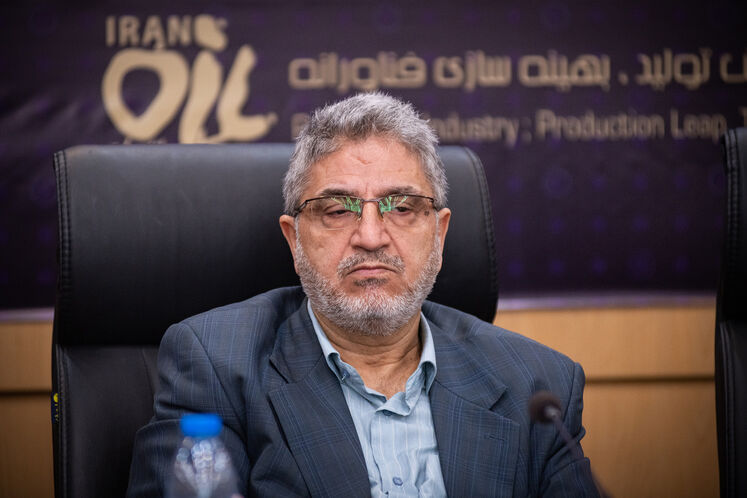 پرویز سنگین، مدیرکل نظام فنی، اجرایی، ارزشیابی طرح‌های وزارت نفت