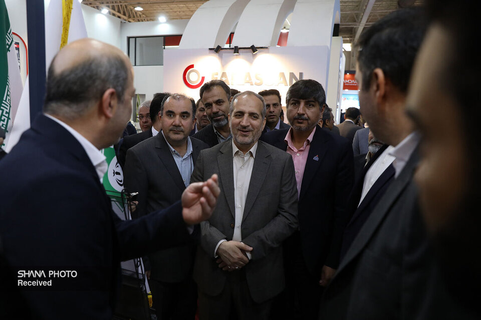 مدیرعامل شرکت ملی گاز از نمایشگاه بینالمللی نفت ایران بازدید کرد مدیرعامل شرکت ملی گاز از نمایشگاه بینالمللی نفت ایران بازدید کرد