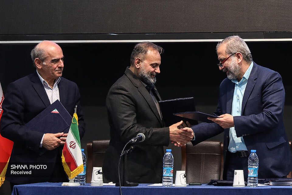 شرکت بهینهسازی مصرف سوخت و بخشهای خصوصی در حوزه انرژی تفاهمنامه همکاری امضا کردند شرکت بهینهسازی مصرف سوخت و بخشهای خصوصی در حوزه انرژی تفاهمنامه همکاری امضا کردند