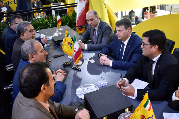 دیدار مدیرعامل شرکت ملی گاز ایران با معاون ترکمن گاز