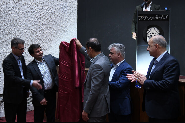 امضای تفاهمنامه همکاری شرکت نفت فلات قاره و شرکتهای دانشبنیان