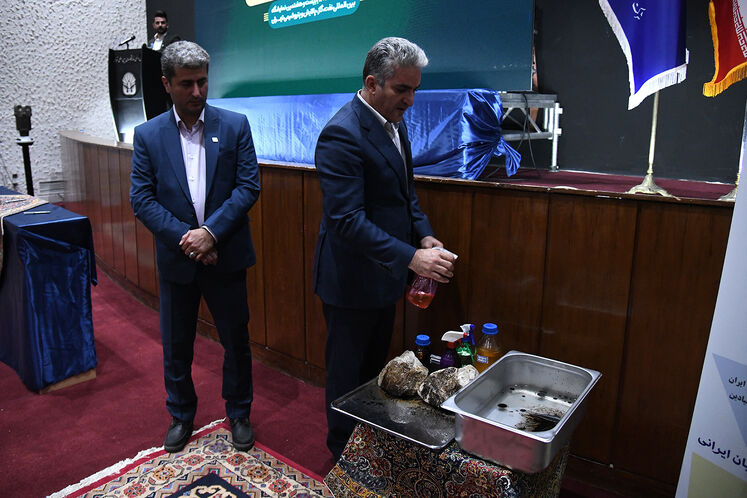 امضای تفاهمنامه همکاری شرکت نفت فلات قاره و شرکتهای دانشبنیان