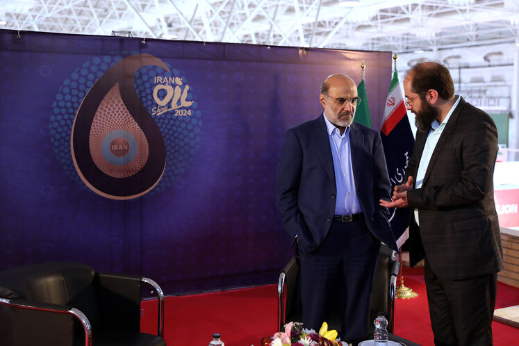 بازدید مدیرعامل هلدینگ خلیجفارس از تحریریه رسانههای روابط عمومی وزارت نفت