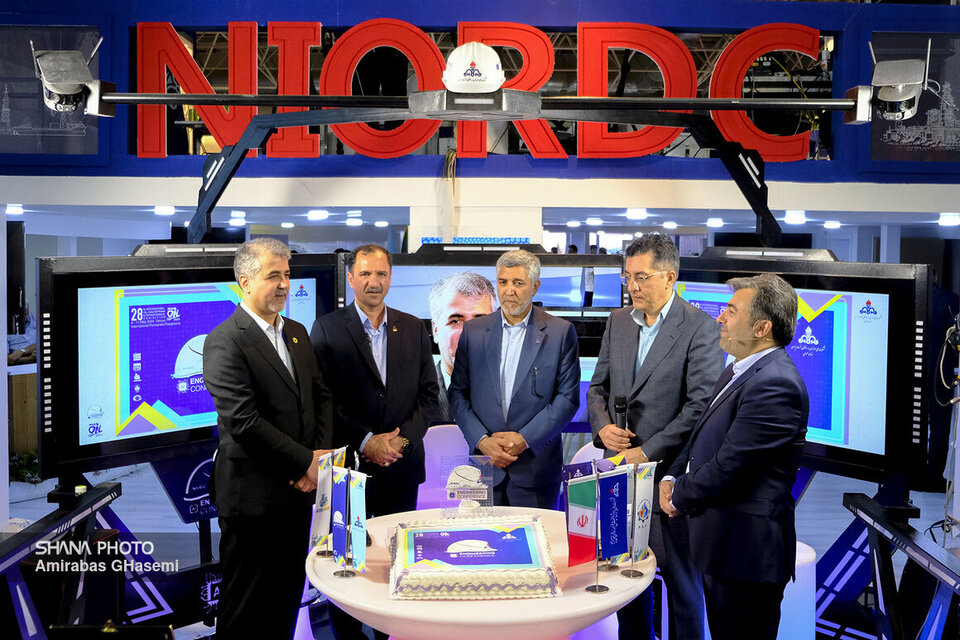 همایش «مهندسی با رویکرد هوش مصنوعی در صنایع پاییندستی صنعت نفت» برگزار میشود همایش «مهندسی با رویکرد هوش مصنوعی در صنایع پاییندستی صنعت نفت» برگزار میشود