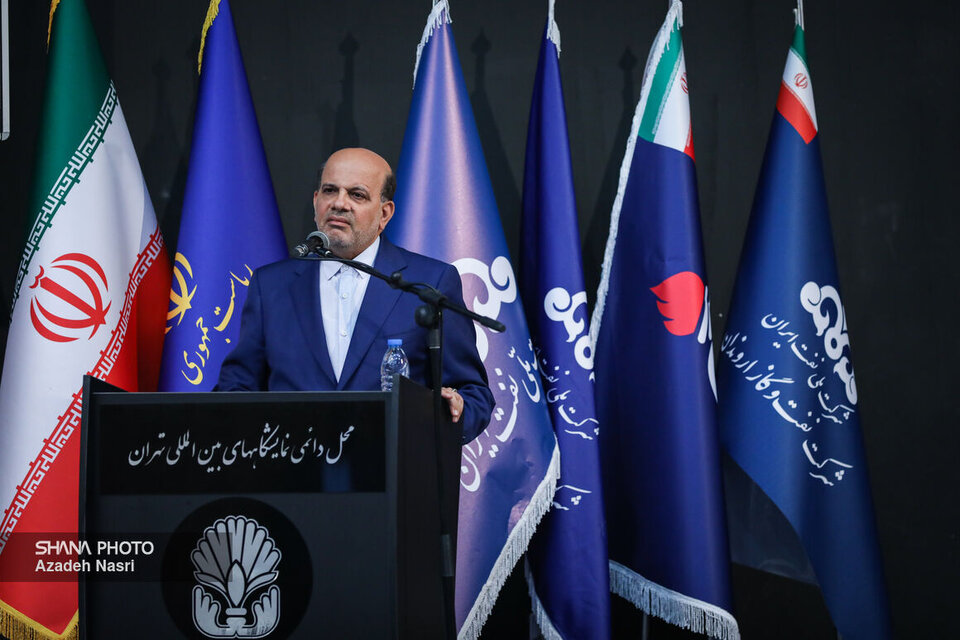 بزرگترین قرارداد تولید بار اول در صنعت نفت امروز امضا میشود بزرگترین قرارداد تولید بار اول در صنعت نفت امروز امضا میشود