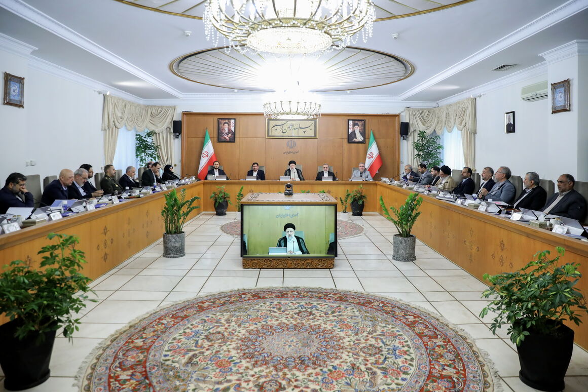 بهرهبرداری ۷۹ طرح نیمهتمام و آغاز عملیات ۵۰ طرح تازه صنعت نفت در سال ۱۴۰۳ بهرهبرداری ۷۹ طرح نیمهتمام و آغاز عملیات ۵۰ طرح تازه صنعت نفت در سال ۱۴۰۳