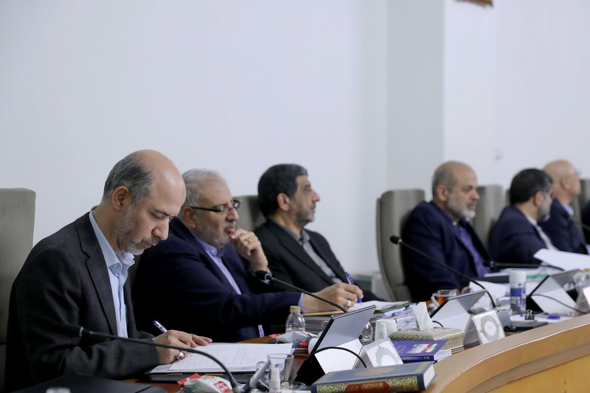 بهرهبرداری از ۷۹ طرح نیمهتمام و آغاز عملیات ۵۰ طرح تازه صنعت نفت در سال ۱۴۰۳