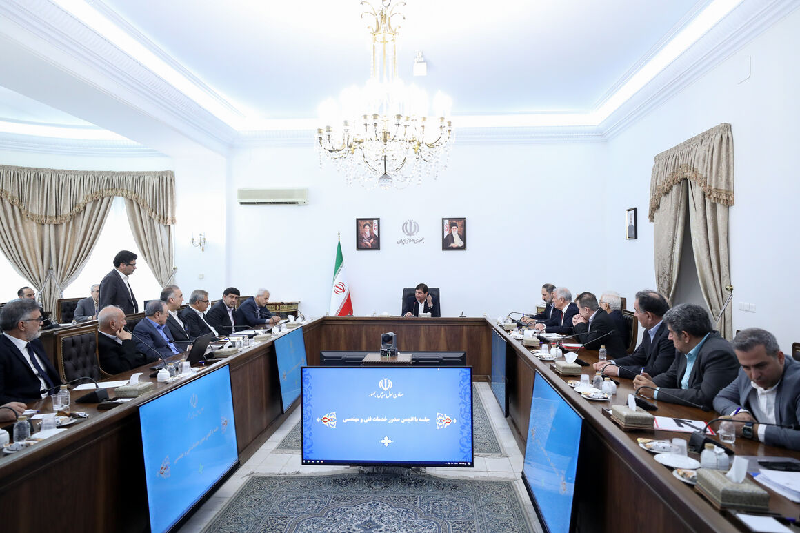 ۴۰ میلیارد دلار صادرات خدمات فنی و مهندسی و اجرای ۷۰۰ پروژه موفق خارجی ۴۰ میلیارد دلار صادرات خدمات فنی و مهندسی و اجرای ۷۰۰ پروژه موفق خارجی