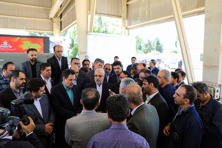 بازدید جواد اوجی، وزیر نفت از پروژه خط لوله انتقال فرآورده تبریز - خوی - ارومیه و مراکز انتقال نفت