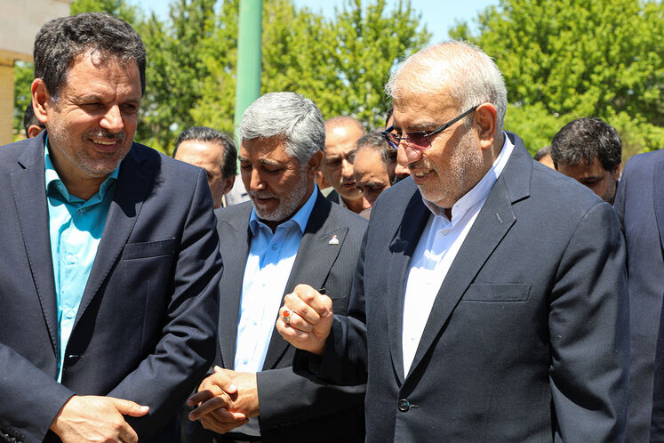 بازدید جواد اوجی، وزیر نفت از پروژه خط لوله انتقال فرآورده تبریز - خوی - ارومیه و مراکز انتقال نفت