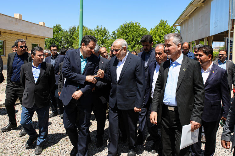 بازدید جواد اوجی، وزیر نفت از پروژه خط لوله انتقال فرآورده تبریز - خوی - ارومیه و مراکز انتقال نفت