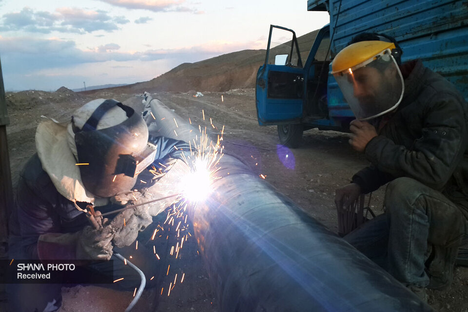 شبکه انتقال فرآوردههای نفتی به ۱۵ هزار کیلومتر میرسد شبکه انتقال فرآوردههای نفتی به ۱۵ هزار کیلومتر میرسد