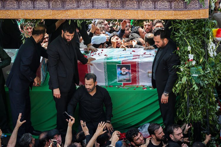 آیین تشییع پیکر شهدای خدمت در تهران