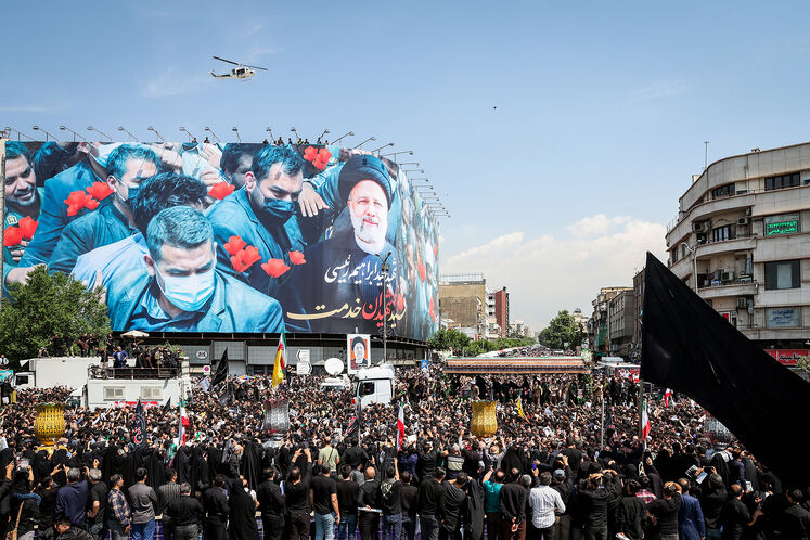 آیین تشییع پیکر شهدای خدمت در تهران