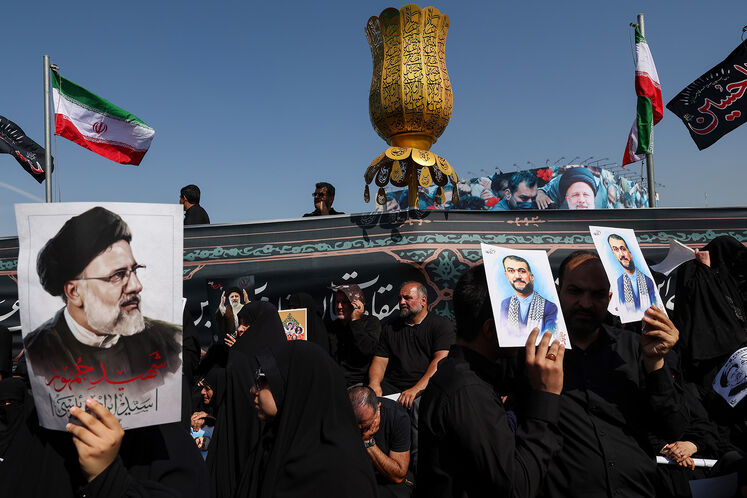 آیین تشییع پیکر شهدای خدمت در تهران