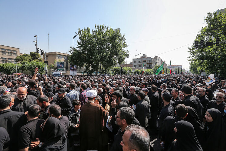 آیین تشییع پیکر شهدای خدمت در تهران