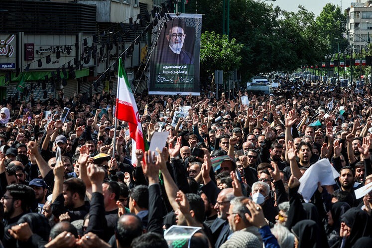 آیین تشییع پیکر شهدای خدمت در تهران