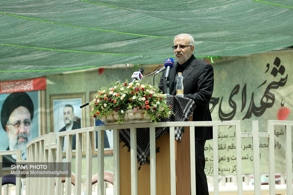 Raisi Determined to Boost Oil Exports, Economic Growth; Owji Raisi Determined to Boost Oil Exports, Economic Growth; Owji