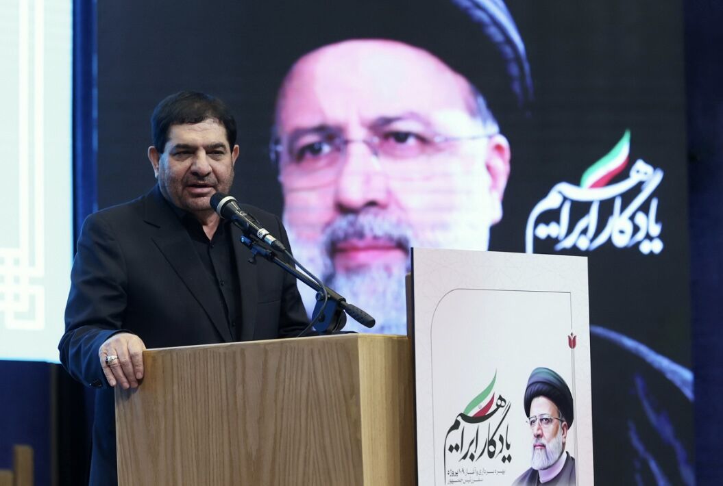 شهید رئیسی تأکید داشت معطل مذاکرات و رفع تحریمها نمانیم شهید رئیسی تأکید داشت معطل مذاکرات و رفع تحریمها نمانیم