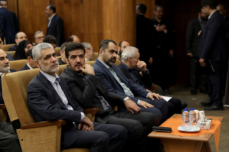آیین امضای قراردادهای طرح توسعه و بهرهبرداری میدانهای چنگوله و بندکرخه