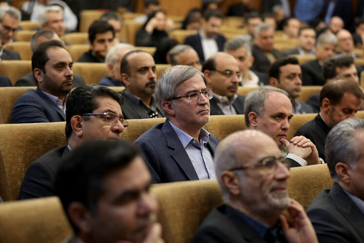 آیین امضای قراردادهای طرح توسعه و بهرهبرداری میدانهای چنگوله و بندکرخه