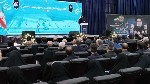 ظرفیت فروش روزانه نفت به حدود ۱.۸ میلیون بشکه رسید/ در زمان آغاز بهکار دولت سیزدهم امکان فروش نفت نبود