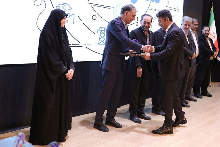 آیین اعلام نتیجه ارزیابی فعالان حقیقی و حقوقی فناوری و صاحب ایده در حوزه بهینهسازی