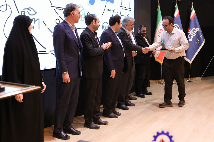 آیین اعلام نتیجه ارزیابی فعالان حقیقی و حقوقی فناوری و صاحب ایده در حوزه بهینهسازی