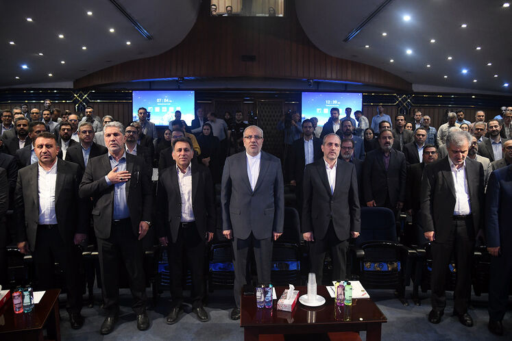 آیین رونمایی از بازار بهینهسازی انرژی و محیطزیست در بورس انرژی ایران و آغاز معاملههای گواهی صرفهجویی گاز