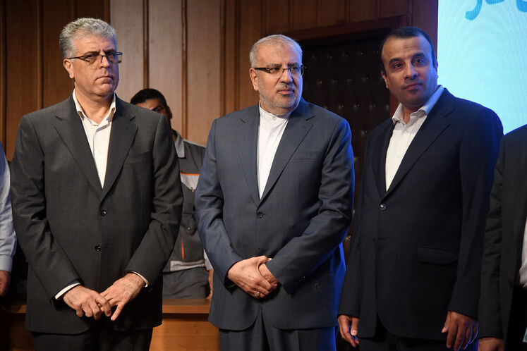 آیین رونمایی از بازار بهینهسازی انرژی و محیطزیست در بورس انرژی ایران و آغاز معاملههای گواهی صرفهجویی گاز