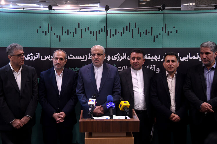 آیین رونمایی از بازار بهینهسازی انرژی و محیطزیست در بورس انرژی ایران و آغاز معاملههای گواهی صرفهجویی گاز