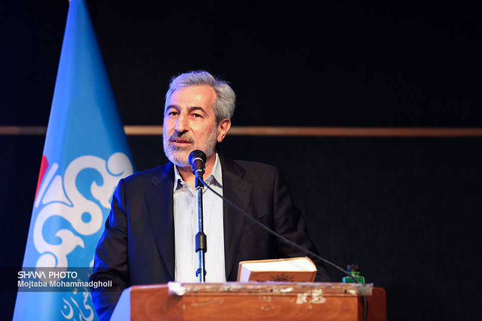 انتقال فناوری تولید ۴ گروه کاتالیستهای صنایع نفت با مشارکت دانشبنیانهای داخلی انتقال فناوری تولید ۴ گروه کاتالیستهای صنایع نفت با مشارکت دانشبنیانهای داخلی