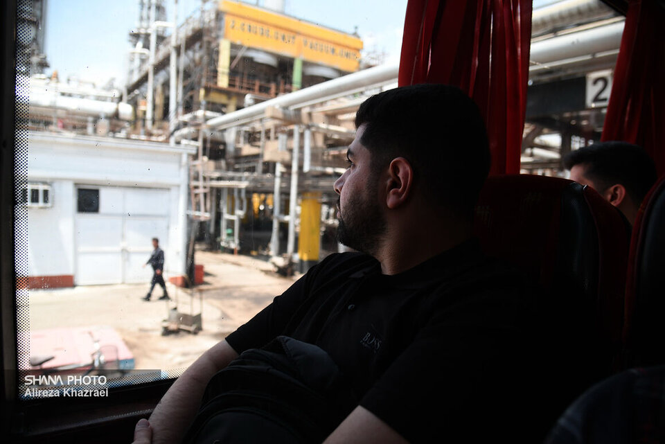 نبض صنعت نفت در دستان پرتوان نخبگان ایرانی نبض صنعت نفت در دستان پرتوان نخبگان ایرانی