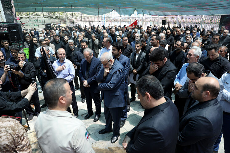 آیین سوگواری حسینی در مقبره الشهدای گمنام وزارت نفت