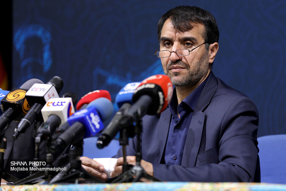 جشن خاموشی مشعلها را به همت پتروشیمیها در سال ۱۴۰۴ میگیریم/ به قله کسب دانش فنی همه کاتالیستهای صنعت نفت دست یافتیم جشن خاموشی مشعلها را به همت پتروشیمیها در سال ۱۴۰۴ میگیریم/ به قله کسب دانش فنی همه کاتالیستهای صنعت نفت دست یافتیم