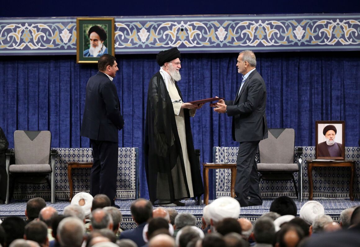 Masoud Pezeshkian Becomes President Officially Masoud Pezeshkian Becomes President Officially