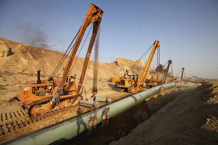 اجرای خط لوله گاز «سیریک - کوه مبارک»