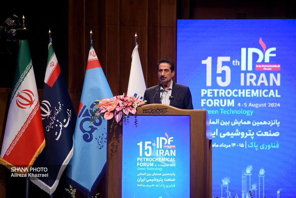 ضرورت فراهمشدن زیرساخت برای تحقق افزایش ۳۰درصدی ظرفیت صنعت پتروشیمی در برنامه هفتم توسعه ضرورت فراهمشدن زیرساخت برای تحقق افزایش ۳۰درصدی ظرفیت صنعت پتروشیمی در برنامه هفتم توسعه