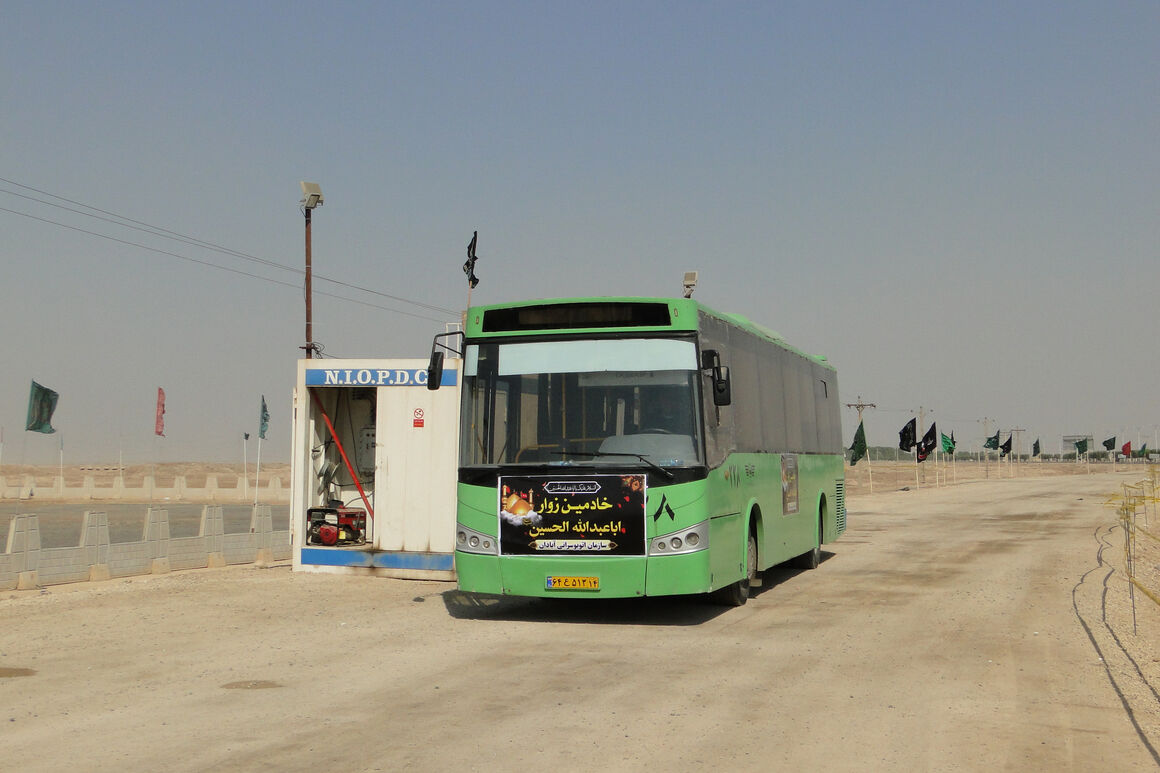 استقرار ۳ جایگاه سیار عرضه سوخت در آبادان برای سوخترسانی به زائران اربعین استقرار ۳ جایگاه سیار عرضه سوخت در آبادان برای سوخترسانی به زائران اربعین