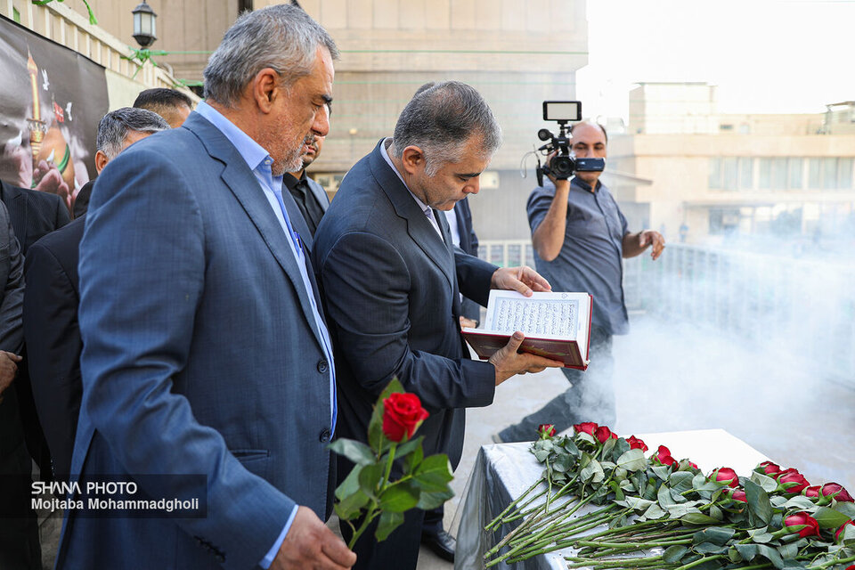 نخستین روز کاری وزیر نفت دولت چهاردهم نخستین روز کاری وزیر نفت دولت چهاردهم