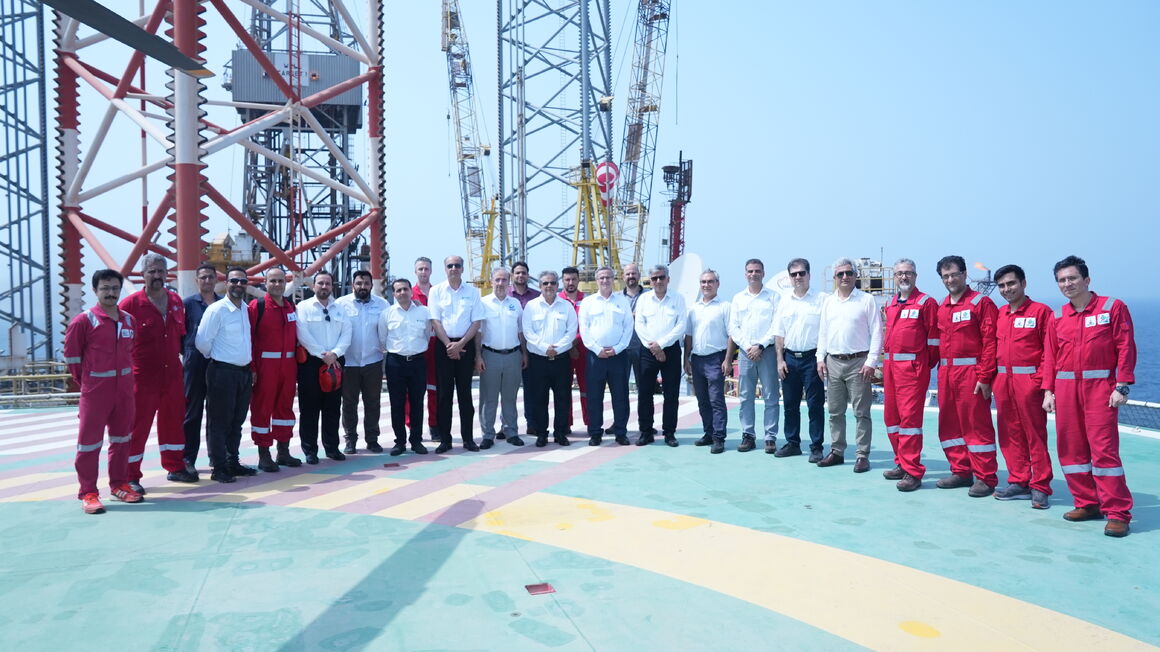 عملیات حفاری همزمان ۳ حلقه چاه درونمیدانی پارس جنوبی آغاز شد عملیات حفاری همزمان ۳ حلقه چاه درونمیدانی پارس جنوبی آغاز شد