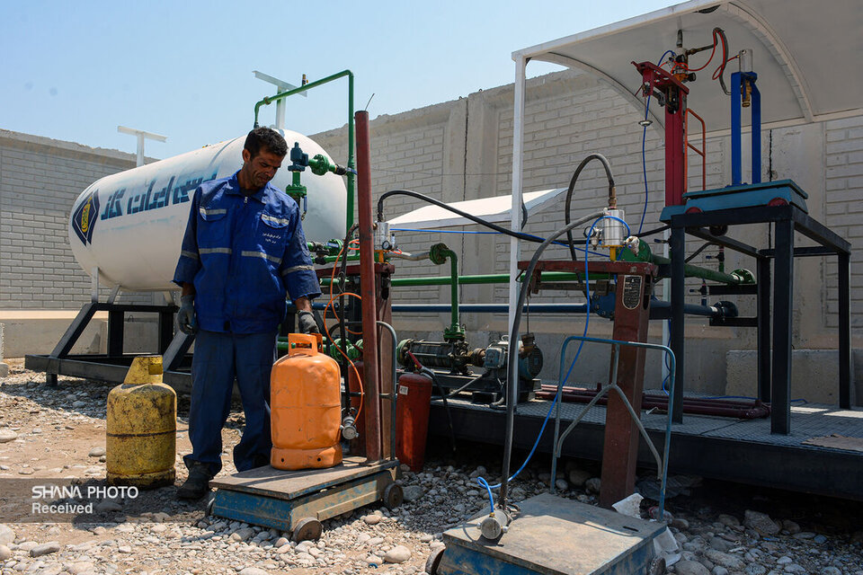 توزیع بیش از ۴۷۷ میلیون لیتر انواع فرآورده نفتی در منطقه تربت حیدریه توزیع بیش از ۴۷۷ میلیون لیتر انواع فرآورده نفتی در منطقه تربت حیدریه