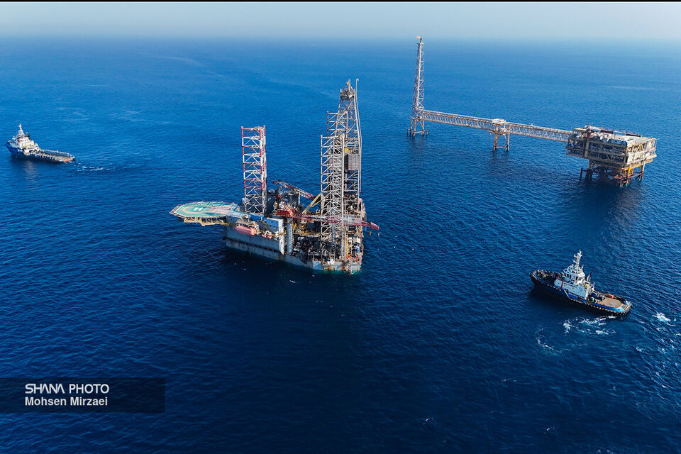 اجرای ۸۰ میلیارد دلار طرح و پروژه در قطب گازی ایران اجرای ۸۰ میلیارد دلار طرح و پروژه در قطب گازی ایران