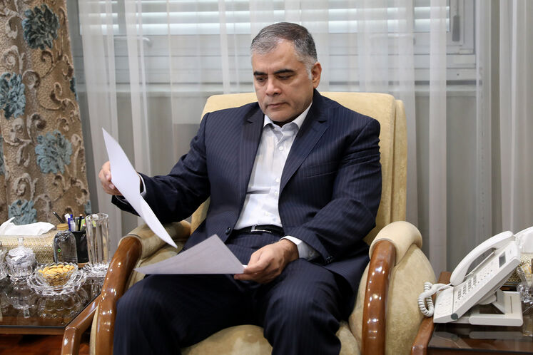 محسن پاک نژاد ، وزیر نفت