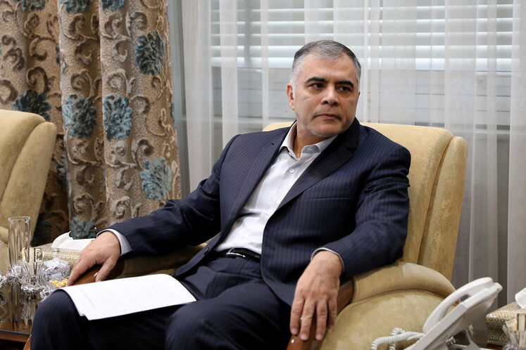 محسن پاک‌نژاد، وزیر نفت