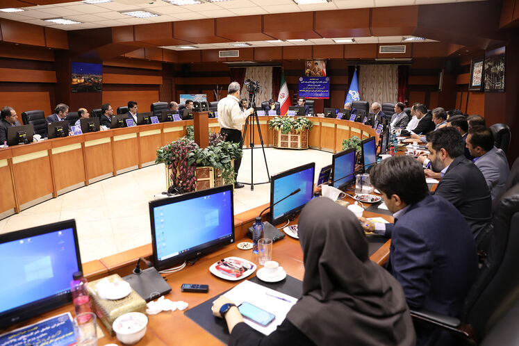 نشست هماندیشی مدیران عامل شرکتهای پالایش نفت کشور با مدیرعامل شرکت ملی پالایش و پخش فرآوردههای نفتی ایران