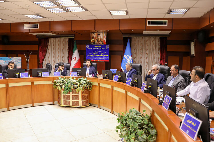 نشست هماندیشی مدیران عامل شرکتهای پالایش نفت کشور با مدیرعامل شرکت ملی پالایش و پخش فرآوردههای نفتی ایران