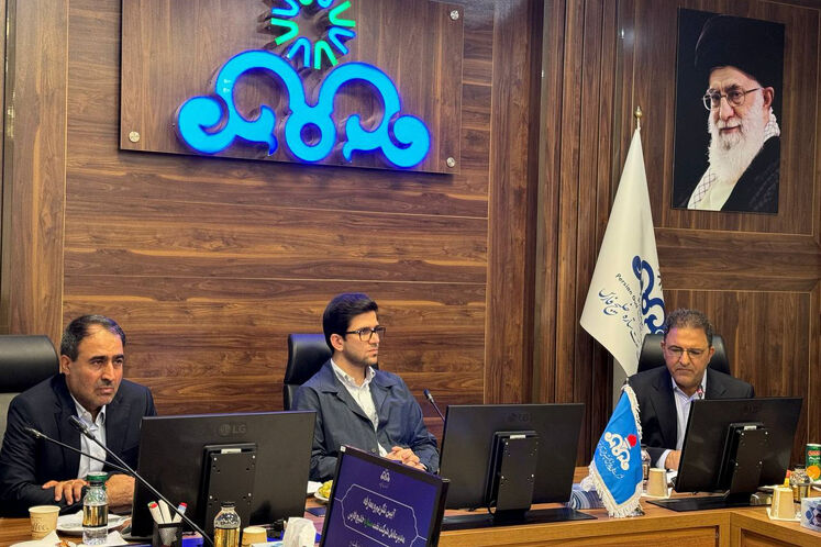 روز دوم سفر محمدصادق عظیمیفر، معاون وزیر نفت و مدیرعامل شرکت ملی پالایش و پخش، به مناطق عملیاتی نفتی در جنوب کشور