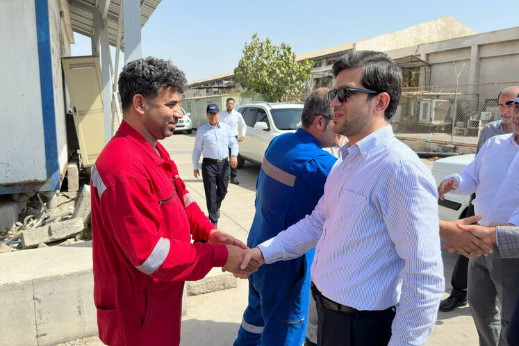 روز دوم سفر محمدصادق عظیمیفر، معاون وزیر نفت و مدیرعامل شرکت ملی پالایش و پخش، به مناطق عملیاتی نفتی در جنوب کشور