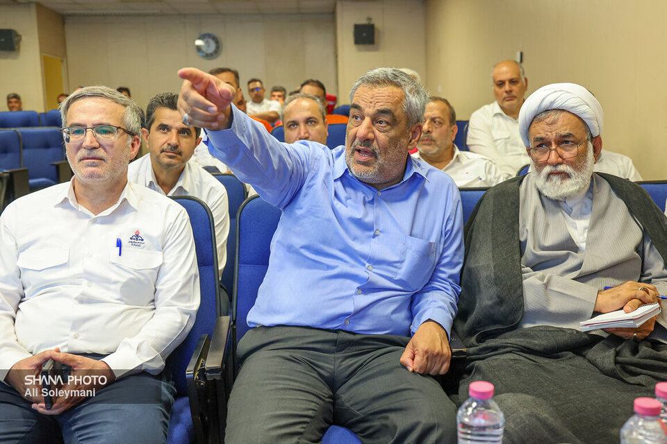 الگوی موفق منطقه ویژه پارس را میتوان در دیگر بخشهای عملیاتی نفت اجرایی کرد الگوی موفق منطقه ویژه پارس را میتوان در دیگر بخشهای عملیاتی نفت اجرایی کرد